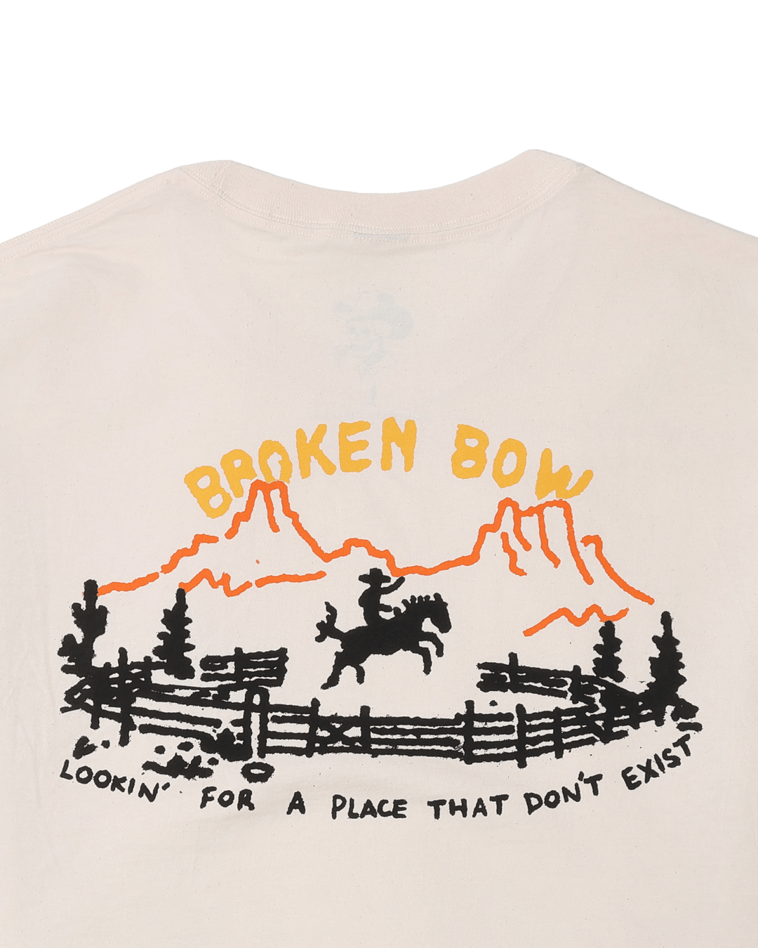 Looking for a Place That Doesn't Exist - Broken Bow Country - T-Shirt