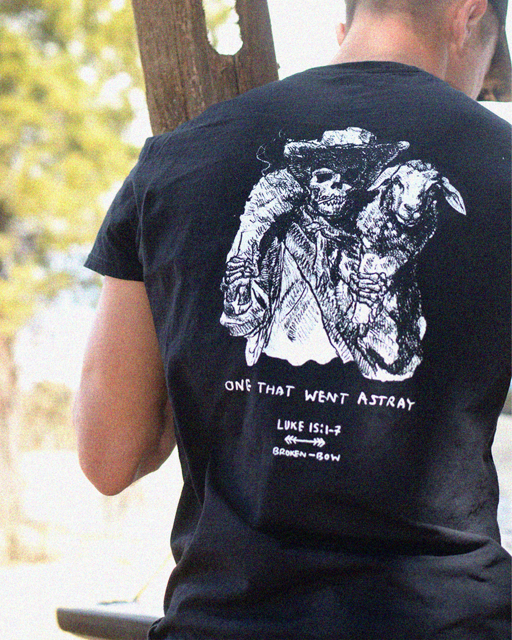 Luke 15:1 - 7 - Broken Bow Country - T-Shirt